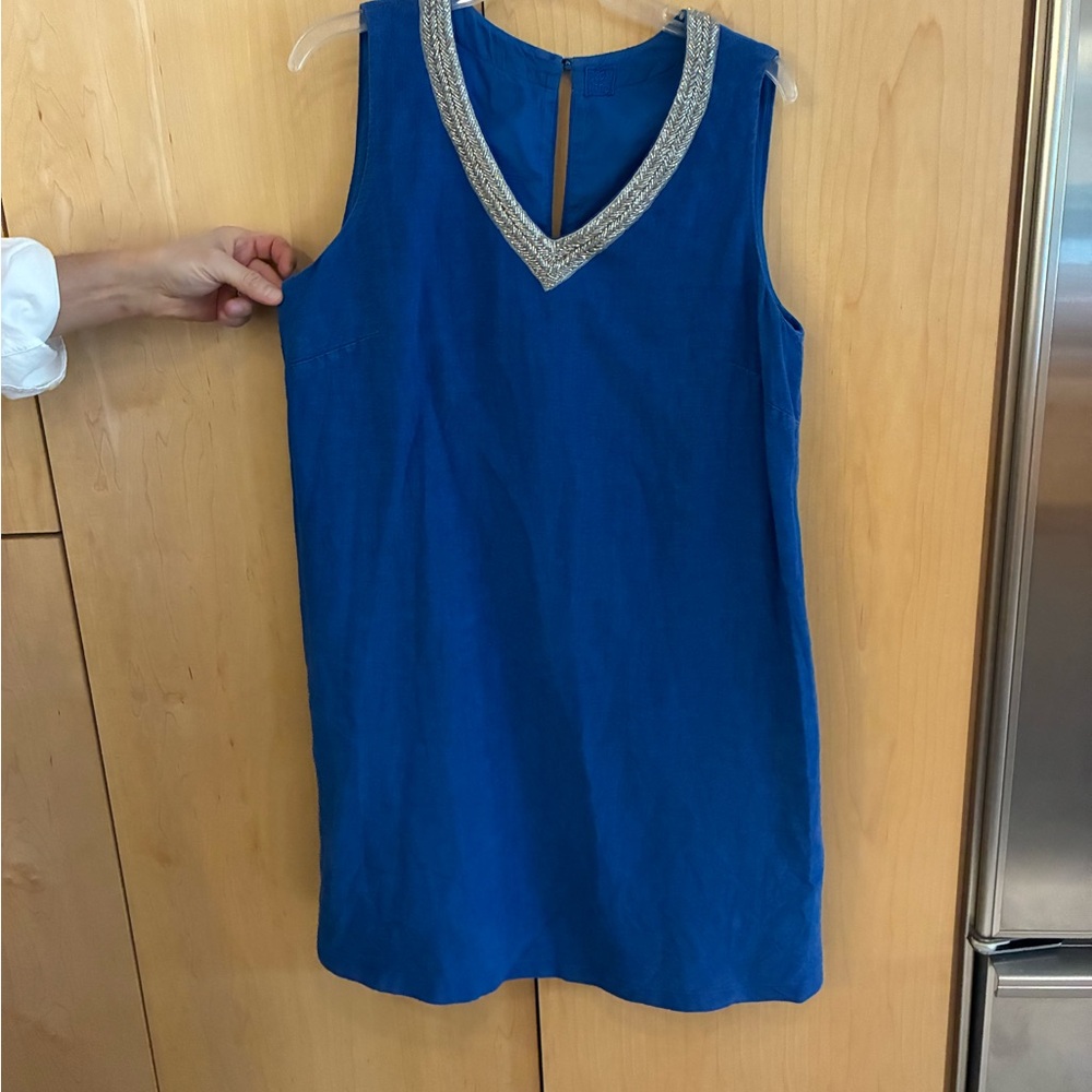 Elegant Blue Sleeveless Dress with Beaded Neckline